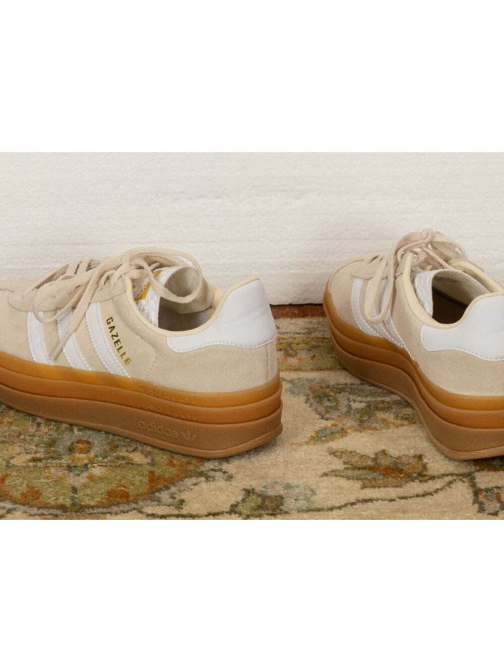 ADIDAS SAMBAE SNEAKERS  SUEDE IVORY WITH WHITE STRIPES SIZE 7 - Picture 6 of 8